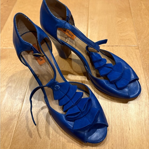 Miz Mooz Sailor peep toe shoes sandals cobalt blue 8.5 leather - Picture 1 of 9
